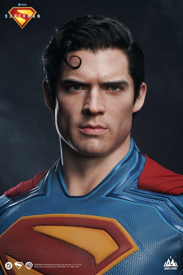 Superman (2025) Life-Size