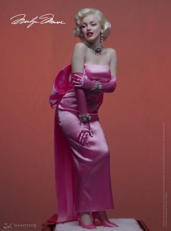 Marilyn Monroe - 1/3 Scale