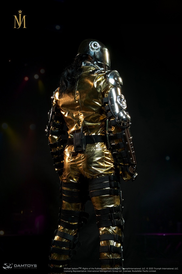 Michael Jackson HIStory Tour - Golden Armor (Deluxe) 1/2 Scale