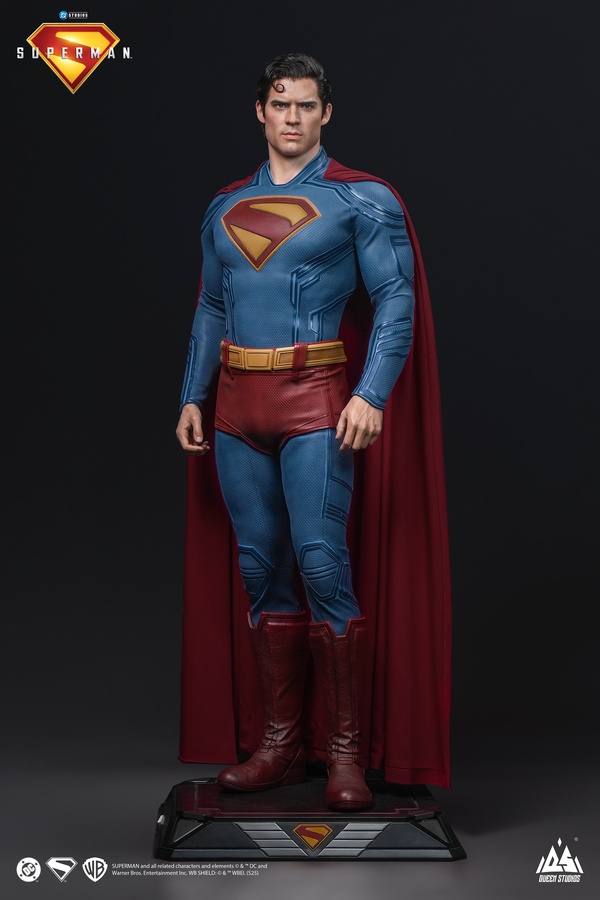 Superman (2025) Life-Size
