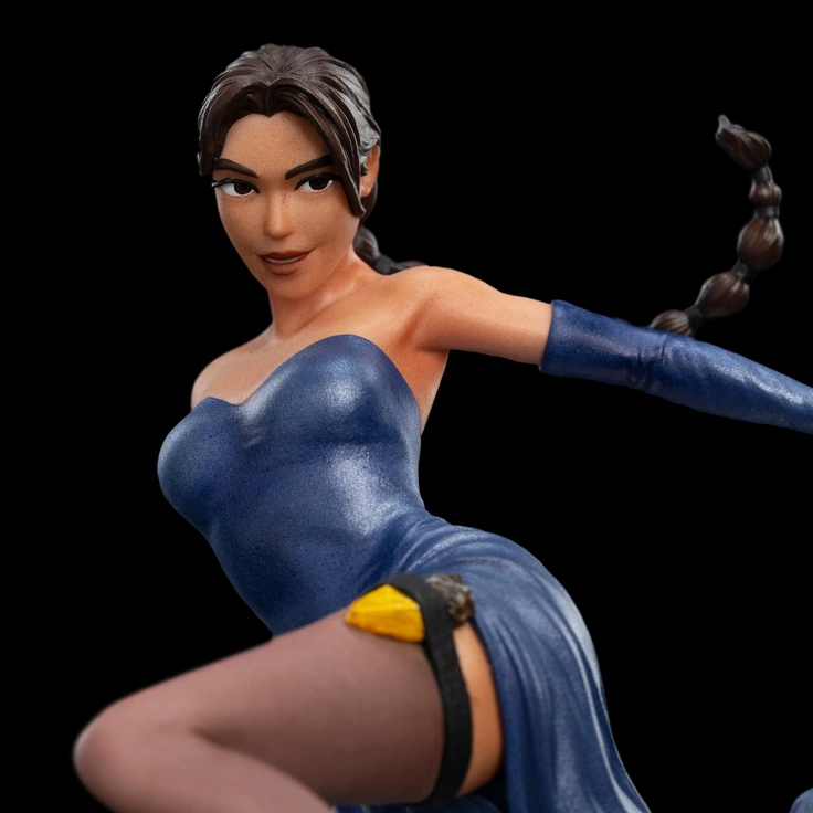 Lara Croft A Deal at the Opera