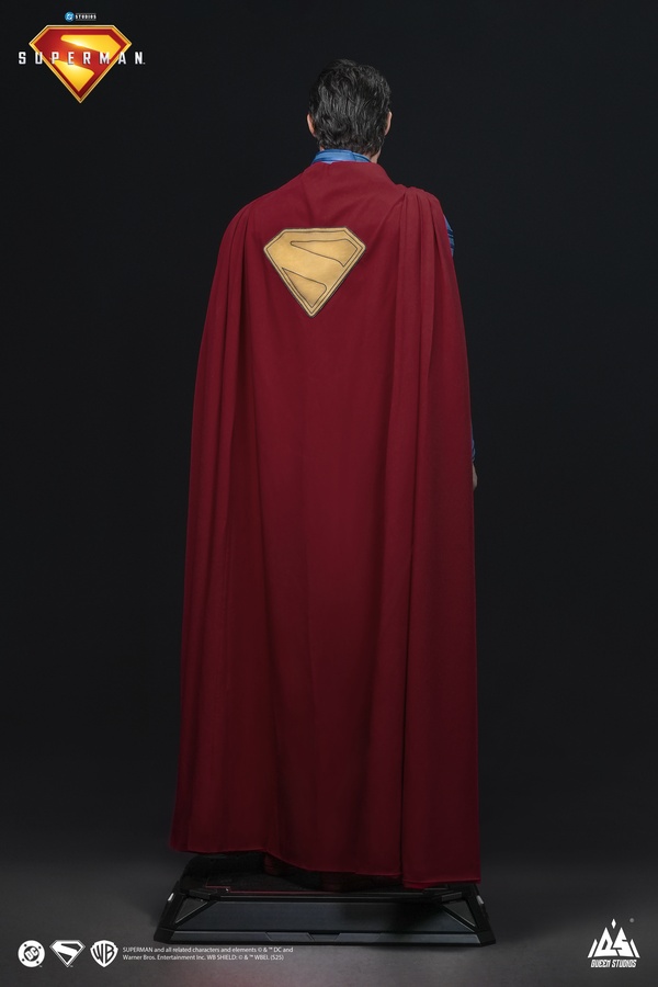 Superman (2025) Life-Size