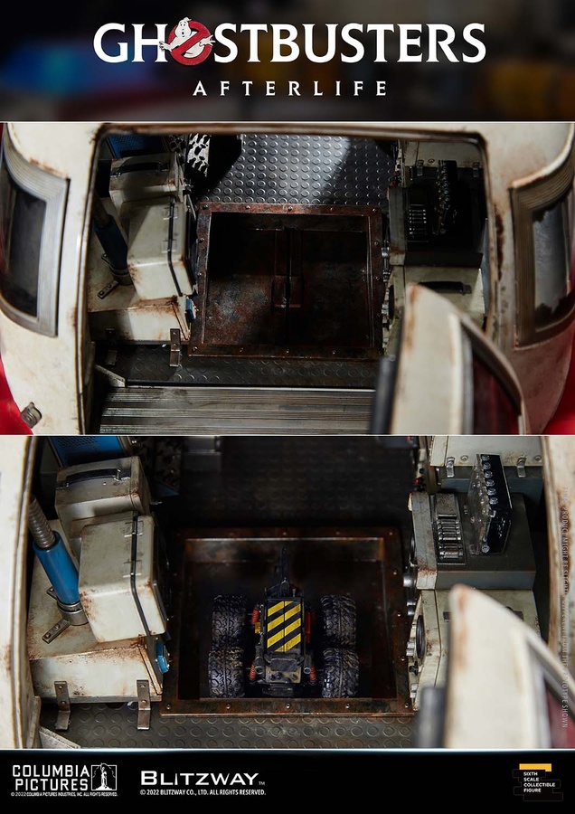 Ghostbusters “ECTO-1”