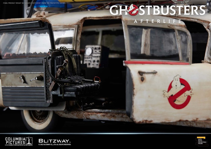 Ghostbusters “ECTO-1”