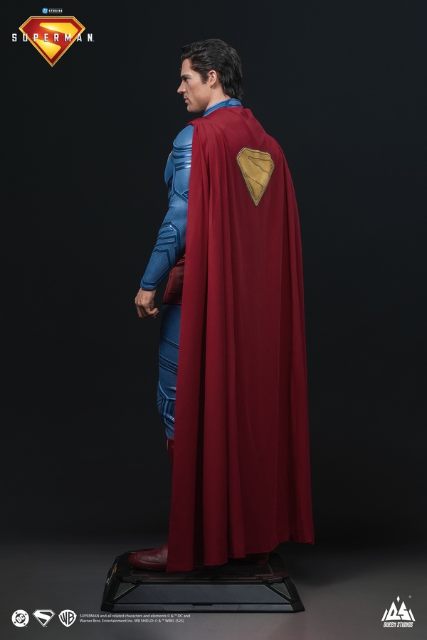 Superman (2025) Life-Size