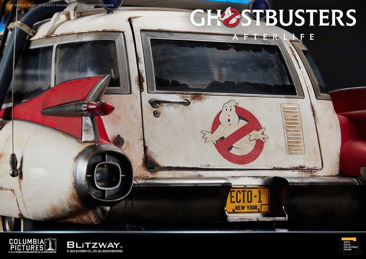 Ghostbusters “ECTO-1”