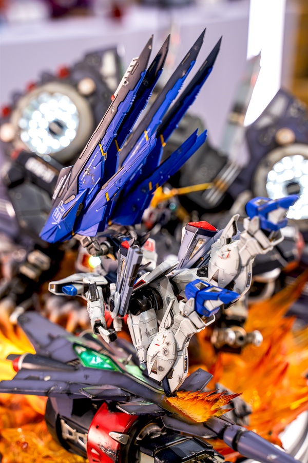 SEED Destiny FREEDOM GUNDAM vs DESTROY GUNDAM