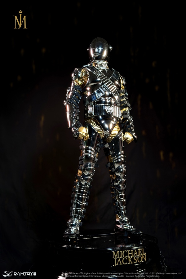 Michael Jackson HIStory Tour - Golden Armor (Deluxe) 1/2 Scale
