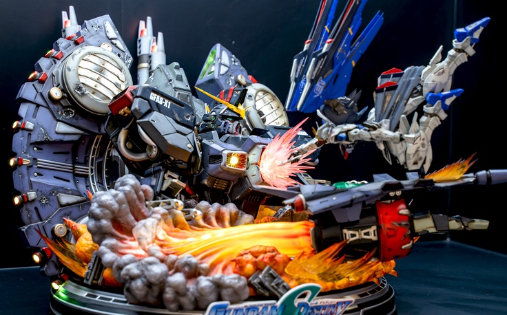 SEED Destiny FREEDOM GUNDAM vs DESTROY GUNDAM