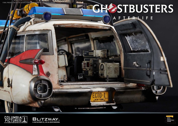Ghostbusters “ECTO-1”
