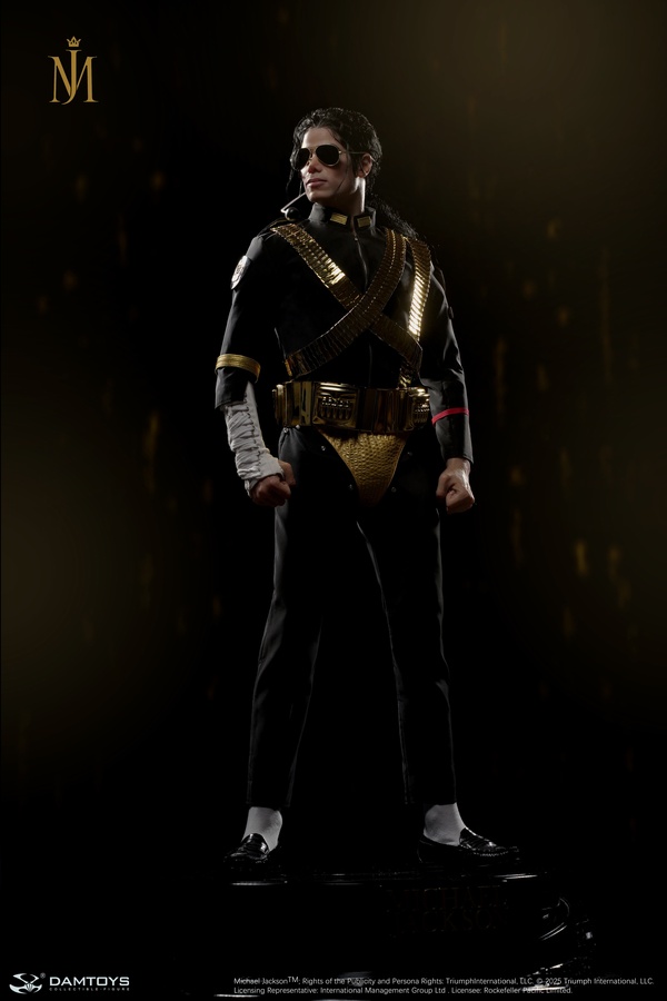Michael Jackson - Dangerous Tour (Black Outfit) - 1/2 Scale Statue