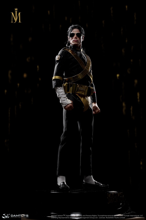 Michael Jackson - Dangerous Tour (Black Outfit) - 1/2 Scale Statue