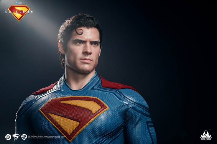 Superman (2025) Life-Size